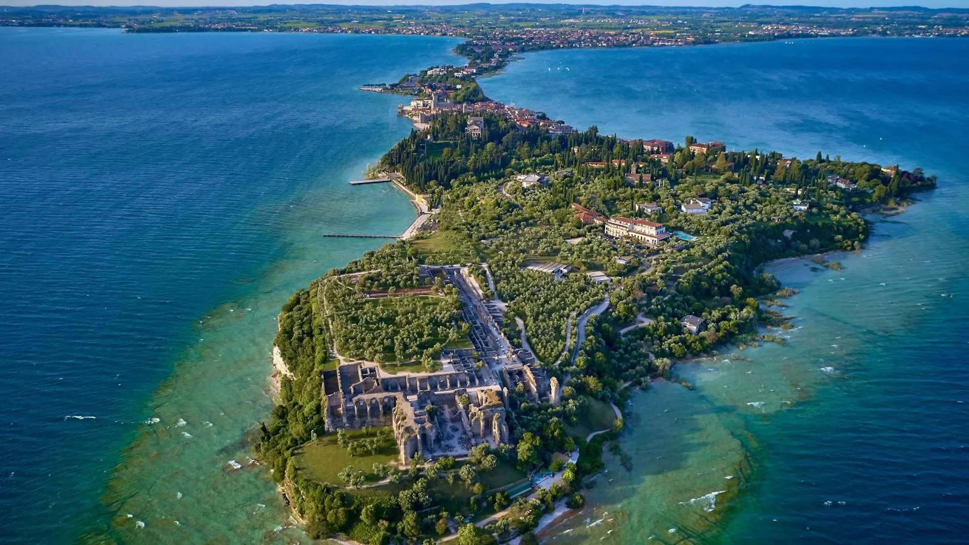 Pool And Tennis, Peace Of Senses In Soiano Soiano Del Lago Italien